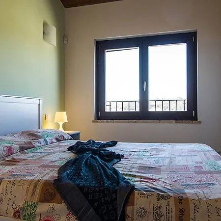 Rustic House In Ripatransone With Private Pool Cossignano