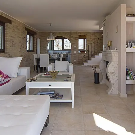 Rustic House In Ripatransone With Private Pool Prázdninový dům Cossignano