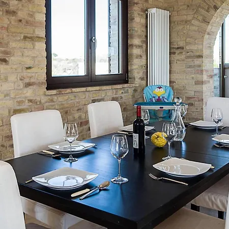 Holiday home Rustic House In Ripatransone With Private Pool