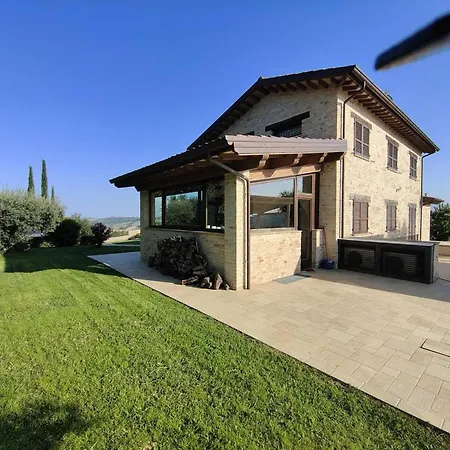 Prázdninový dům Rustic House In Ripatransone With Private Pool Cossignano